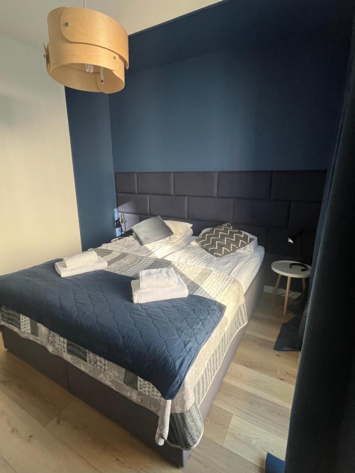 Al-Dom Apartamenty Kniewskiego 11 코워브제크 외부 사진